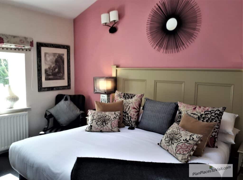 Bedroom 9 at the Shibden Mill Inn - Shibden Hotel